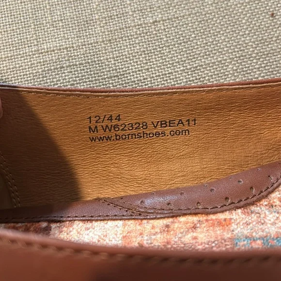 Born Women's Brown Leather Flats - Picture 9 of 9